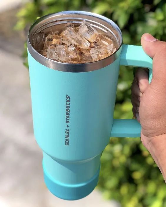 Stanley水杯流行趋势_明星同款水杯热点,_大容量保温杯市场分析